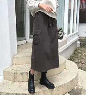 데일리앤 모션 가을 밴딩 H라인 면 스판 일자 카고 포켓 롱 스커트